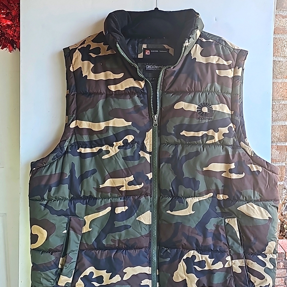 Camo Puffer Vest for Men